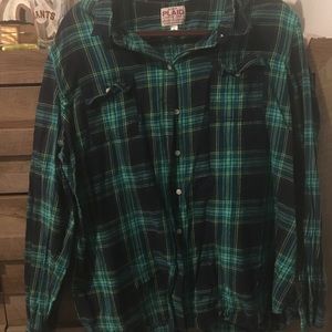 Size 2x old navy green and navy flannel
